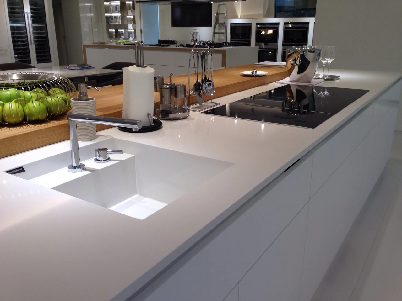 Crystal Absolute White — referenca 5