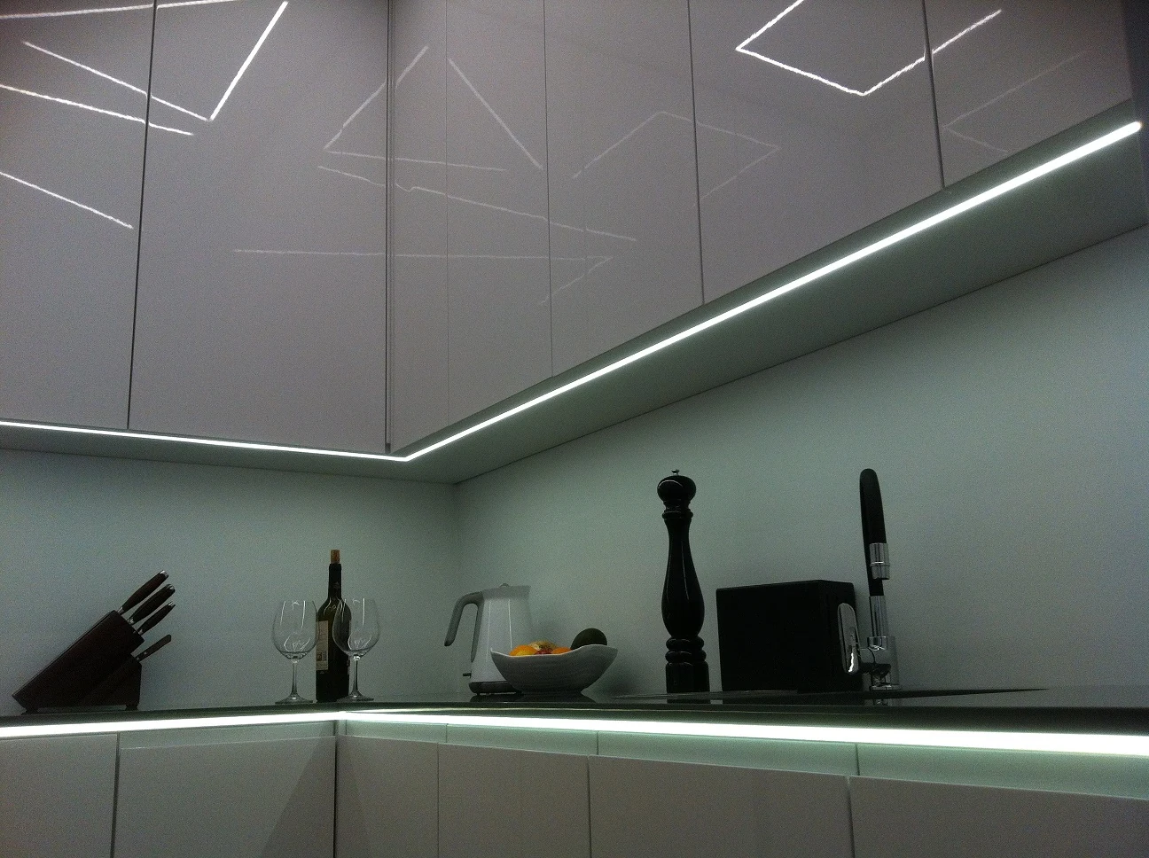Crystal Anthracite Pure — referenca 14