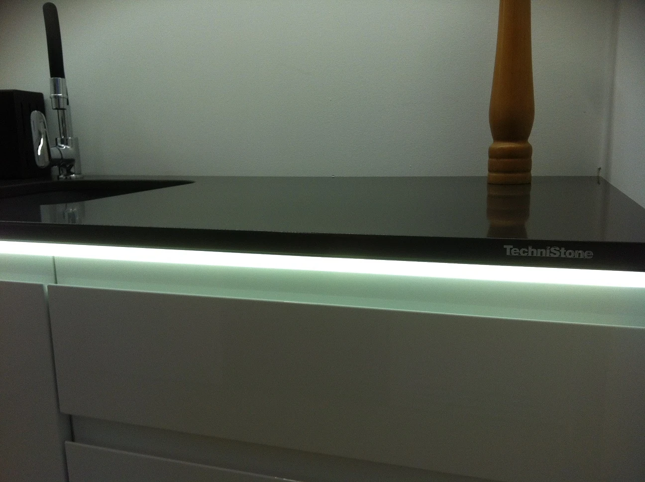 Crystal Anthracite Pure — referenca 15
