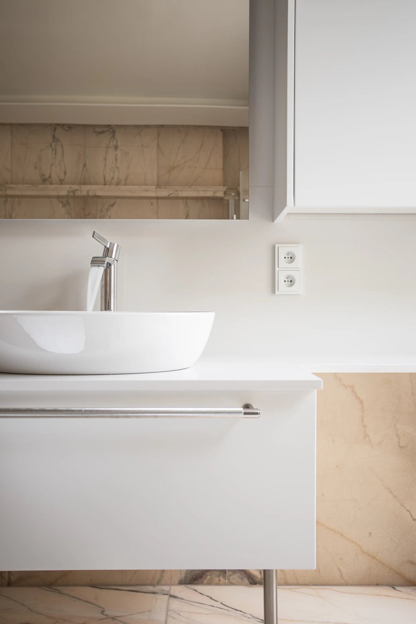 Crystal Polar White — referenca 12