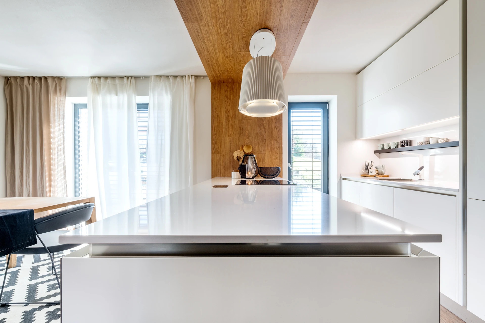 Crystal Polar White — referenca 14