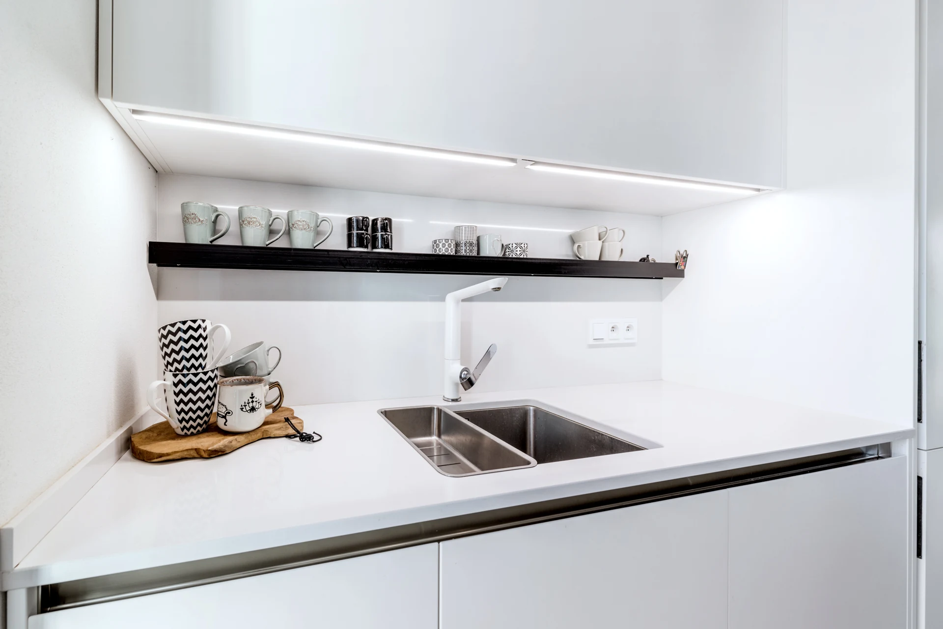 Crystal Polar White — referenca 15