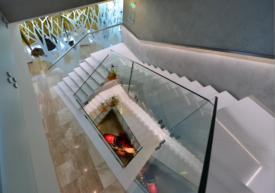 Crystal Polar White — referenca 24