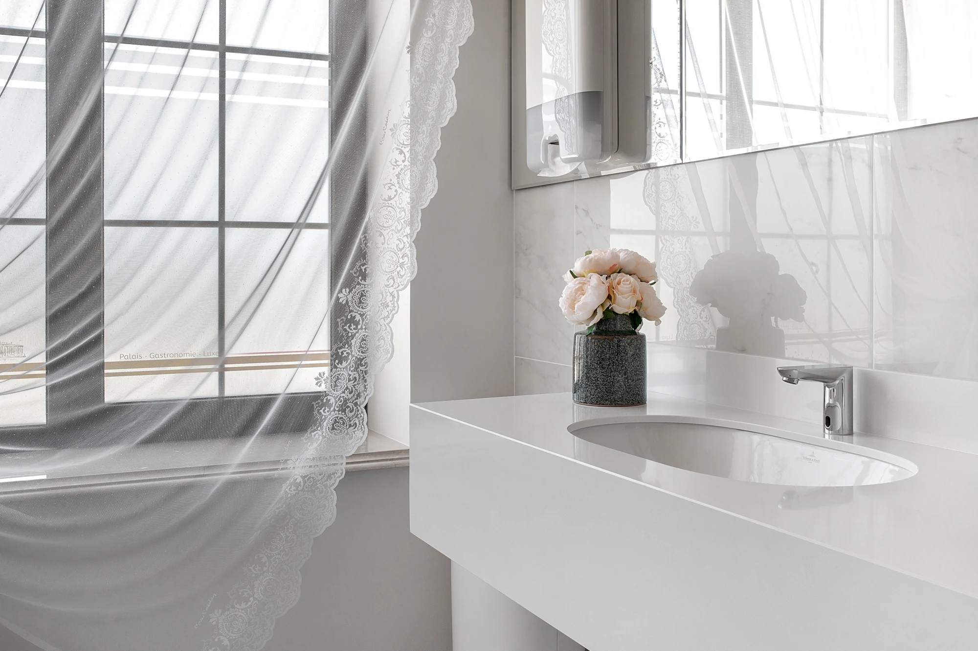 Crystal Polar White — referenca 6