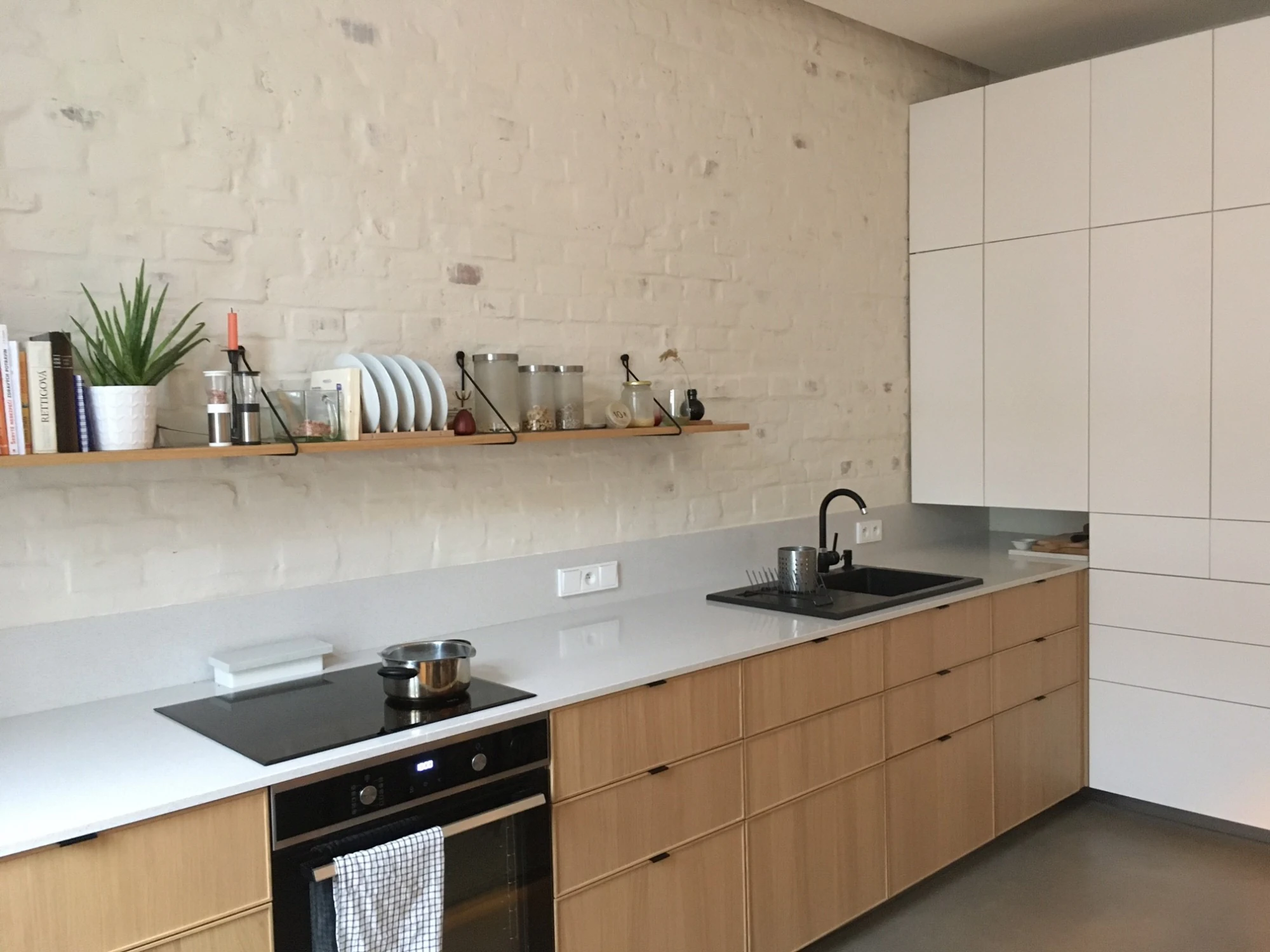 Elegance Eco Nev — referentni enterijer