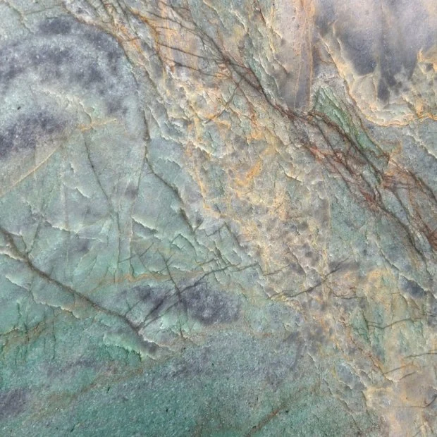 Spectrum Quartzite — Kvarcit iz Brazila