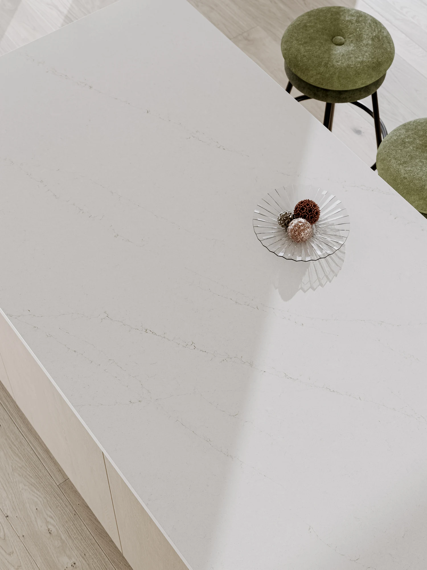 Mistral White — referenca 2