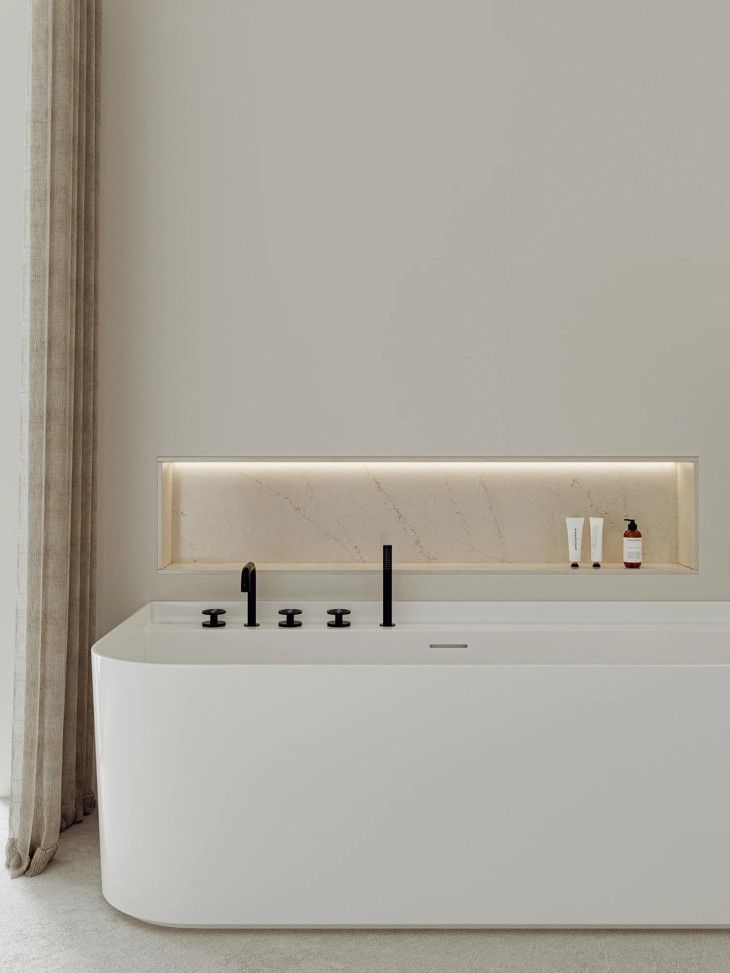 Mistral White — referenca 6