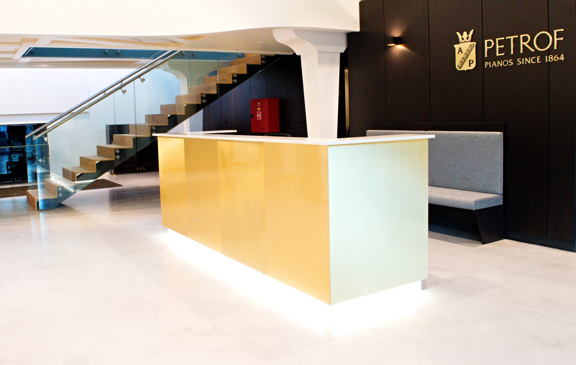 Noble Carrara — referenca 9