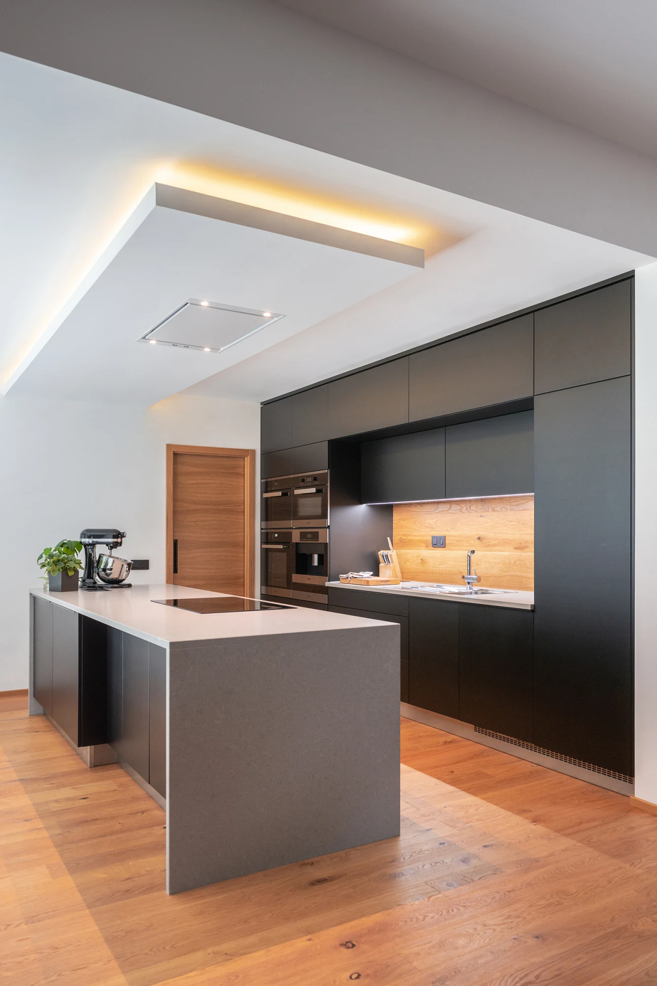 Noble Concrete Grey — referenca 25