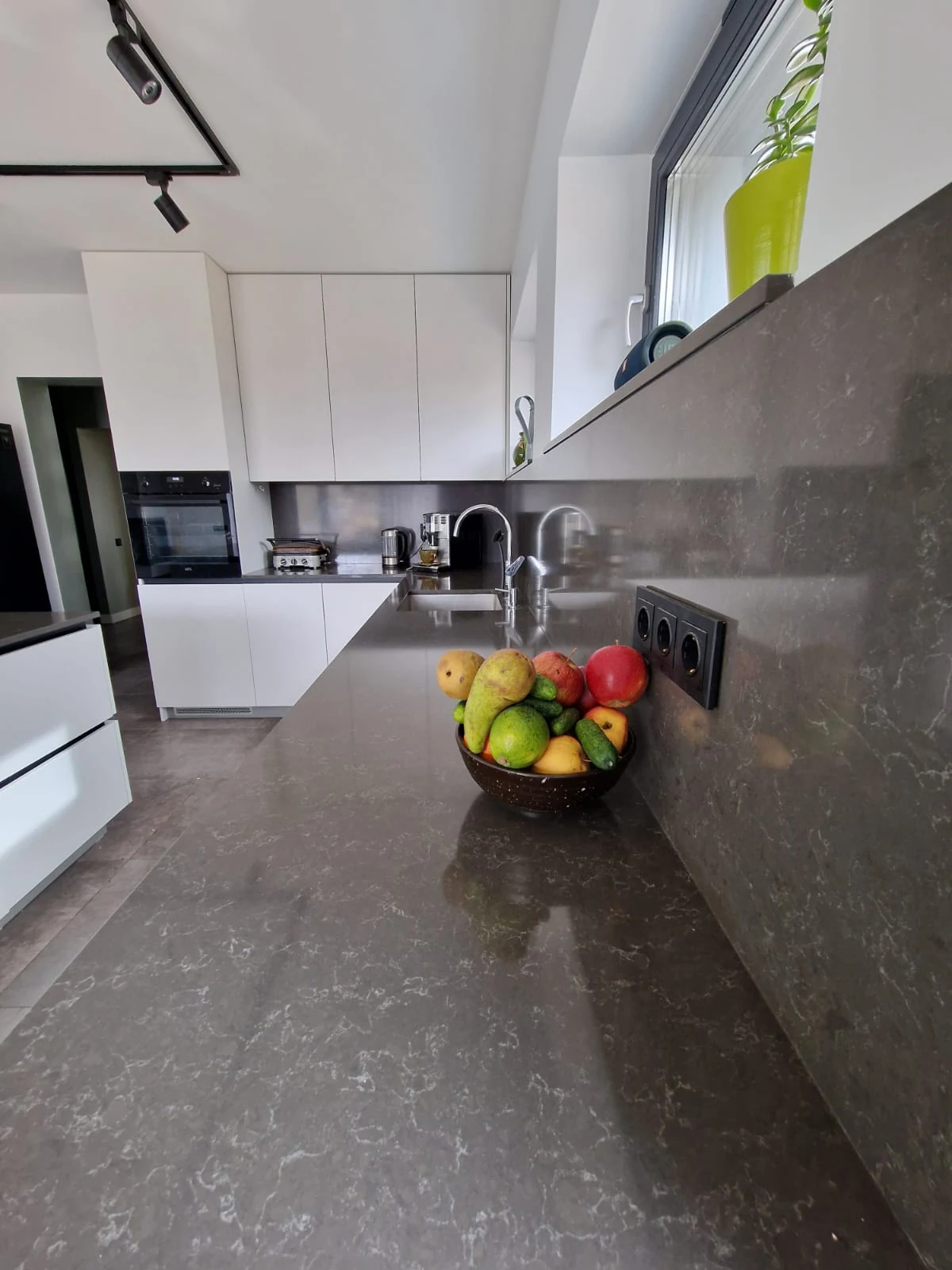 Noble Pietra Grey — referenca 8