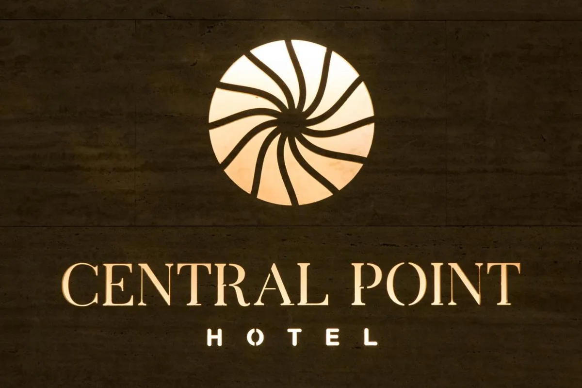 Hotel Central Point — Travertin fasada, Beograd