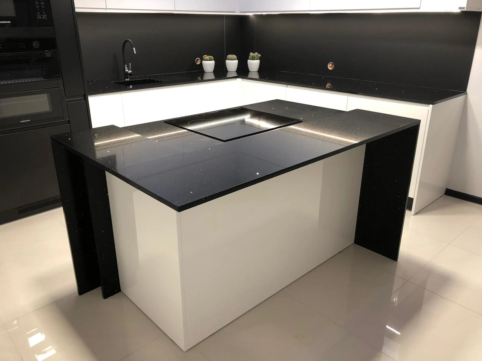 Starlight Black — referenca 5